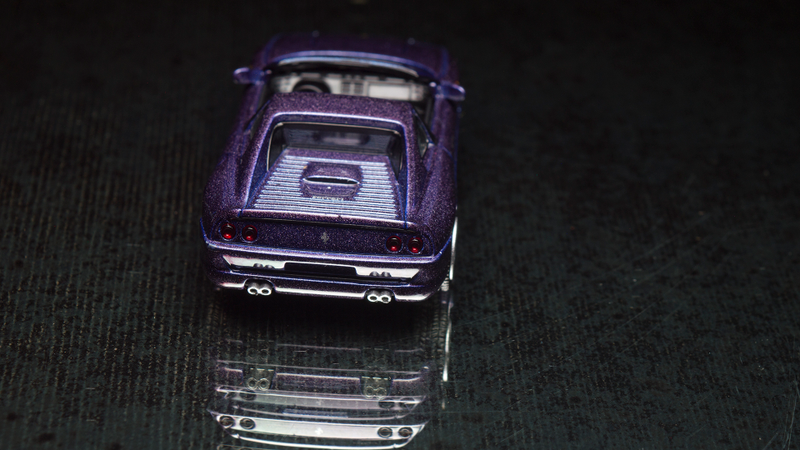 Attention to detail is pure Kyosho. Check the decklid.